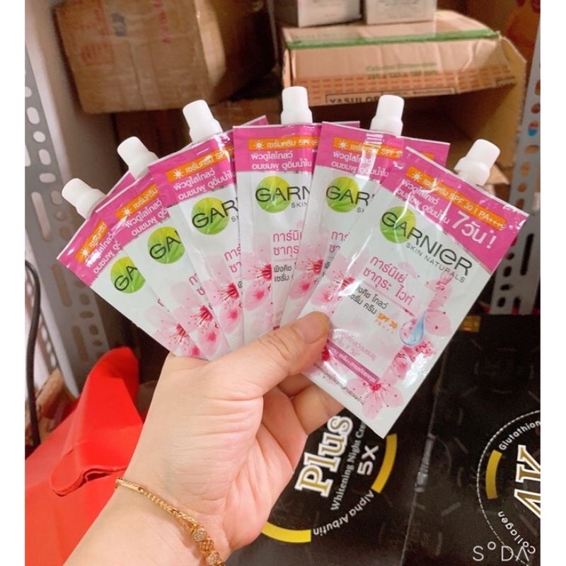 GÓI KEM TRỐNG NẮNG GARNIER 01