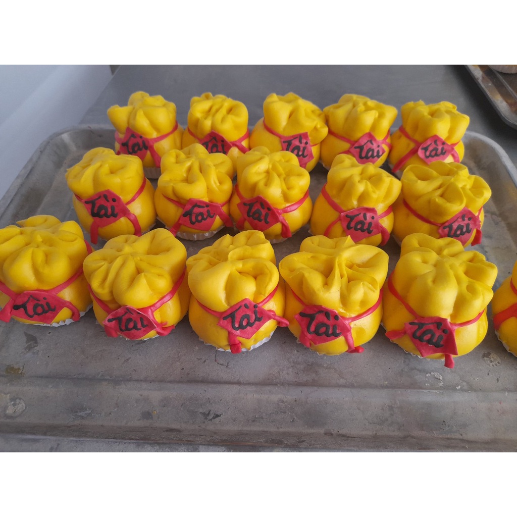 Bánh bao túi tiền vàng, đỏ