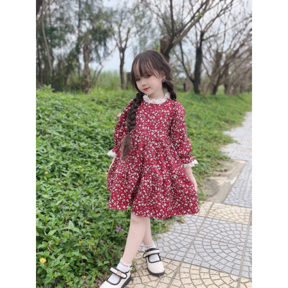 Váy thu đông dài tay cho bé gái từ 7-40kg chất nhung tăm lỳ màu đỏ hoa nhí ren trắng viền cổ và tay