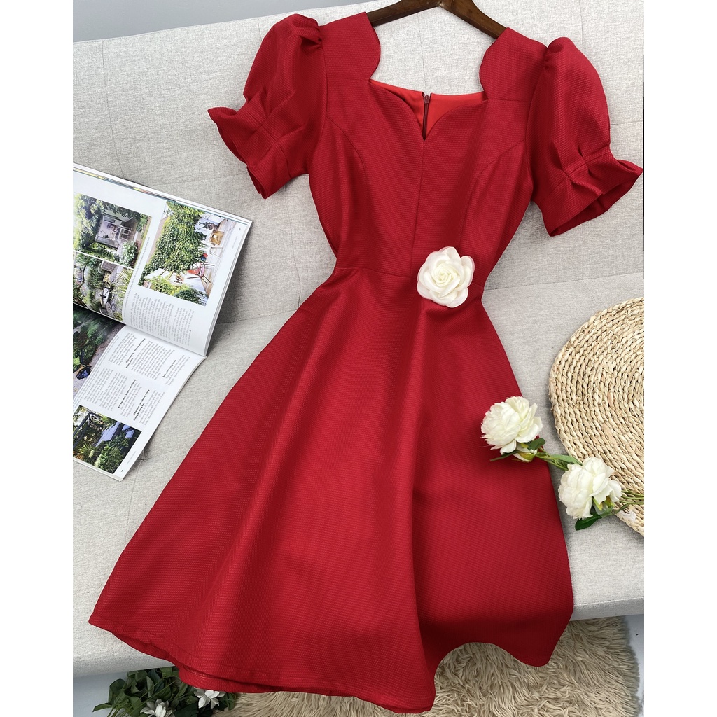 Đầm đỏ dự tiệc sang trọng dáng dài xòe cổ v thanh lịch tay phồng xinh thiết kế cao cấp eo tôn dáng - Thời trang Lux W