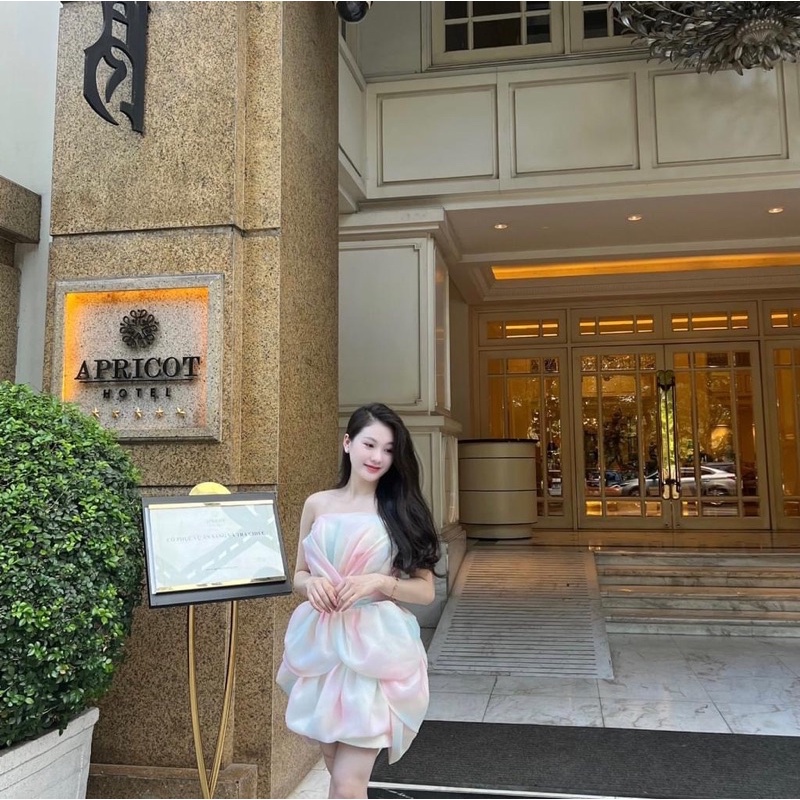 Thanh lý váy Lovelyn sz XS giá yêu 1800