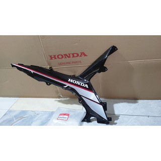Bộ ốp ống yếm phải - ốp trung tâm honda wave rsx110 năm 2012 màu đen.