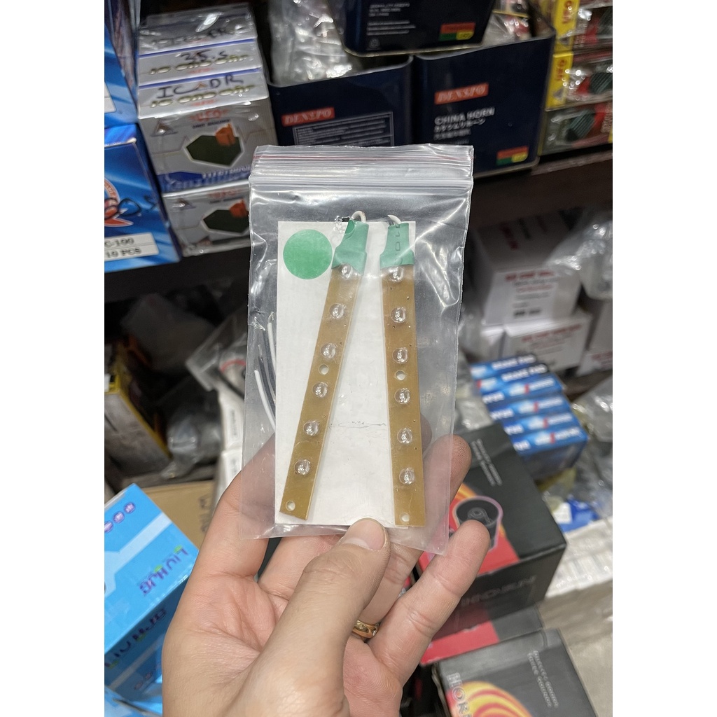 đèn led xi nhan atila