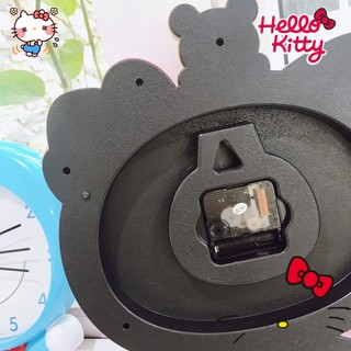 Đồng hồ treo tường Hello Kitty