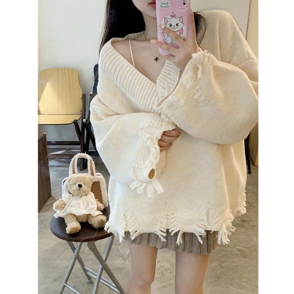 Áo len cổ tim rách tua rua 2 màu hàng QC