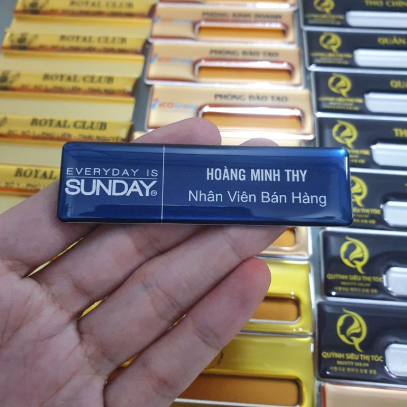 Bảng tên nhân viên- Cố định tên