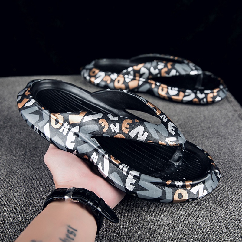 Dép Sandal Đế Dày Chống Trượt Và Mài Mòn Mẫu Mới 2022 Dành Cho Cặp Đôi Trên Bãi Biển