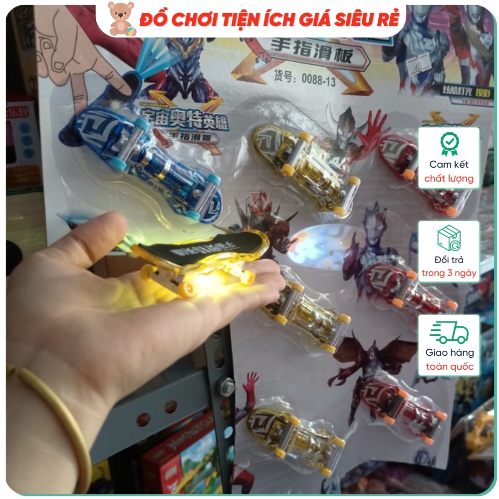 Ván trượt mini 💥 GIÁ CỰC RẺ 💥 Đồ chơi ván trượt ngón tay kèm đèn chiếu nhiều nhân vật hoạt hình