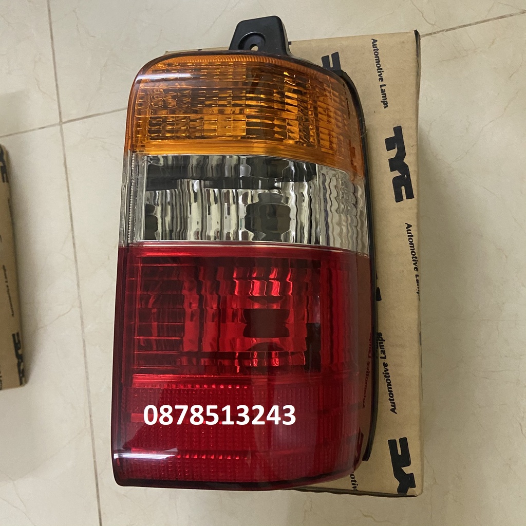 Đèn hậu Toyota Zace