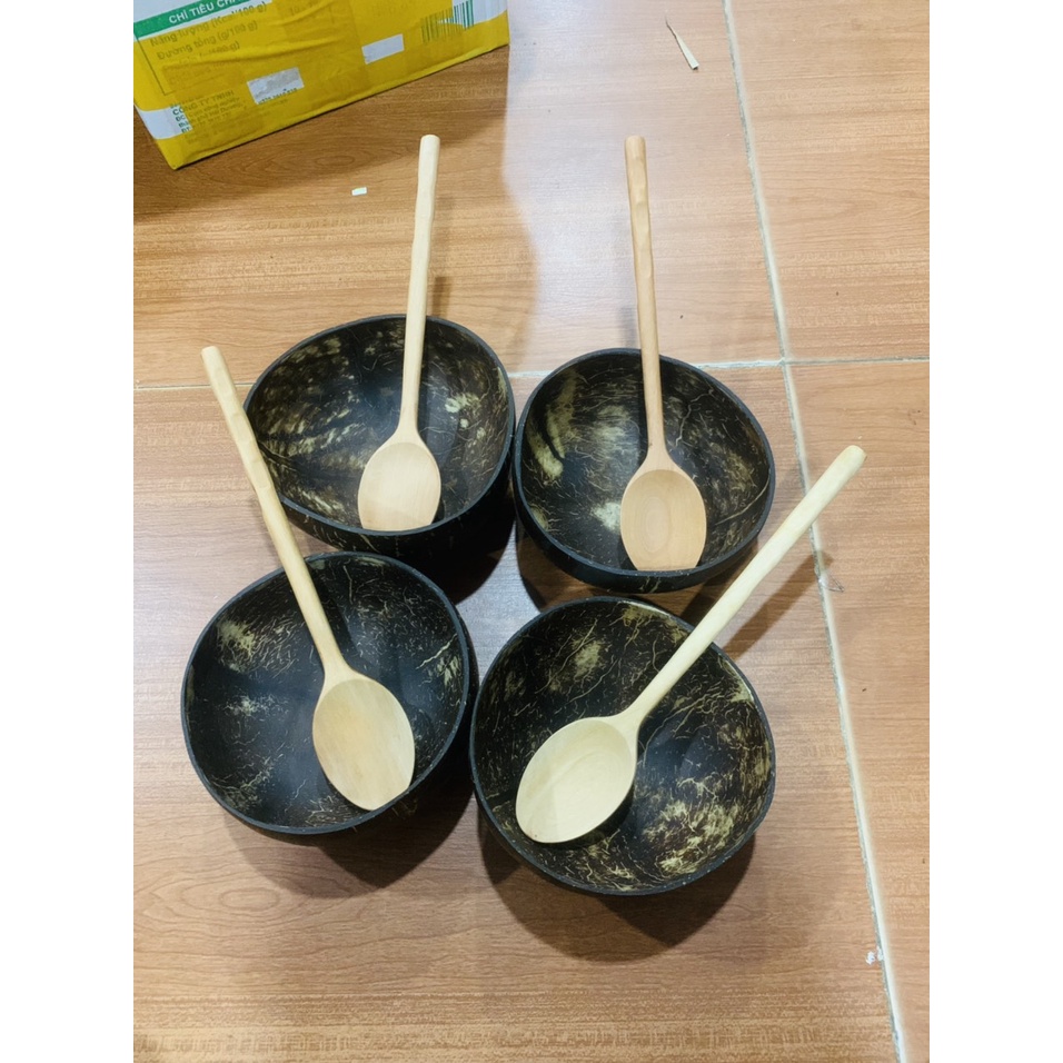 Bát dừa + Thìa nhãn quấy mặt nạ, gội đầu dưỡng sinh có thể ăn ngũ cốc