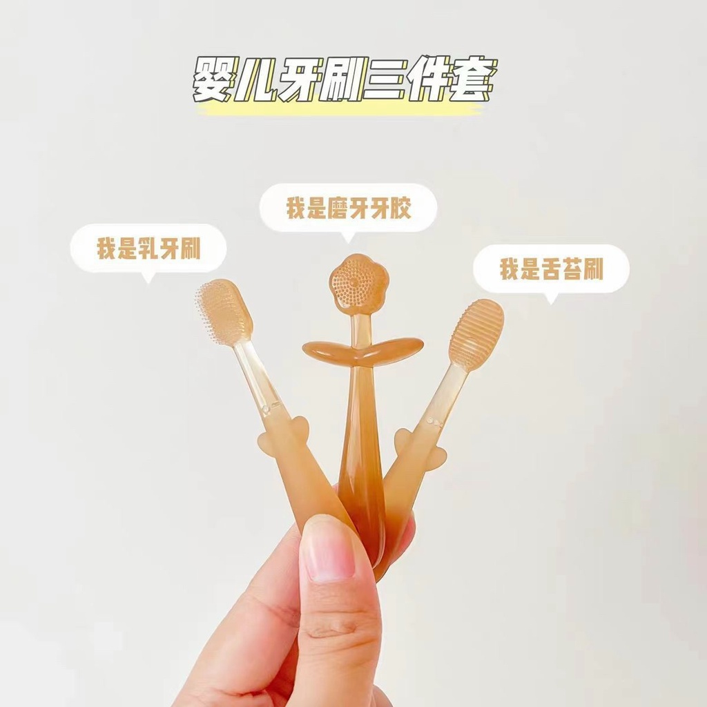Dòng cao cấp Bee Doll. Set 1 bàn chải - 2 rơ lưỡi chống hóc kèm hộp cho bé sơ sinh