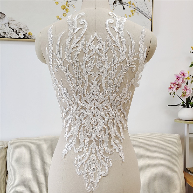 1 Miếng Vải Ren Hoa Màu Trắng 57 * 33CM Dán Trang Trí Sau Xe Hơi / Váy Cưới DIY