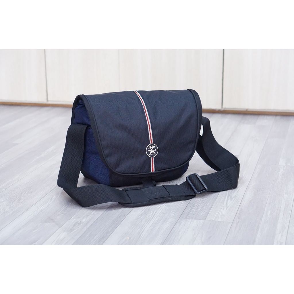 Túi máy ảnh Crumpler Cupcake 5500.