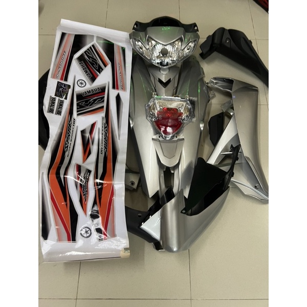 Dàn áo sirius gắn cho xe 100 và 110 tặng kèm pha đèn ,đèn lái ốc và tem xe như hình mẫu😍