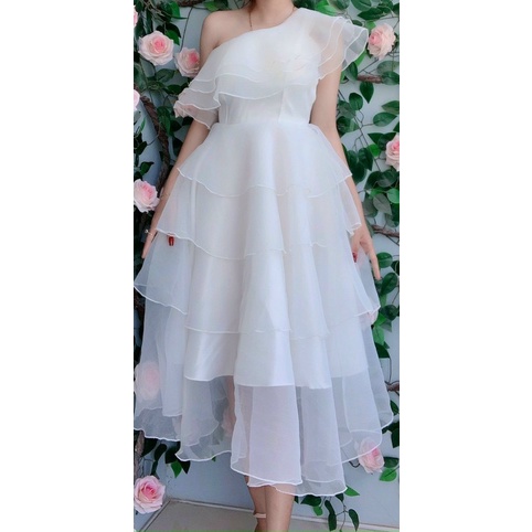 ĐẦM LƯỚI KIẾNG CHIẾC ĐẦM XINH VỚI 2 TÔNG MÀU NHẸ NHÀNG DỄ THƯƠNG CHO CHỊ EM UP