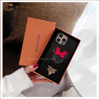 Ốp lưng iPhone, lưng da thêu Mickey đính logo LV mạ vàng cho iPhone 7 8 Plus X Xs Max 11 12 13 Pro Max