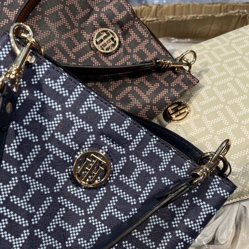 TÚI XÁCH BUCKET TOMMY HILFIGER