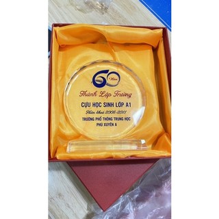Quà Tặng Pha Lê Để Bàn