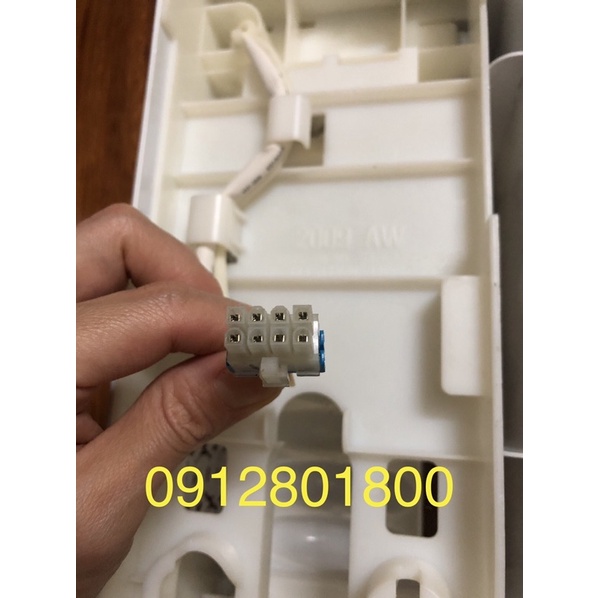 Bộ khay đá rơi tủ lạnh Samsung kèm mô tơ đổ đá chính hãng