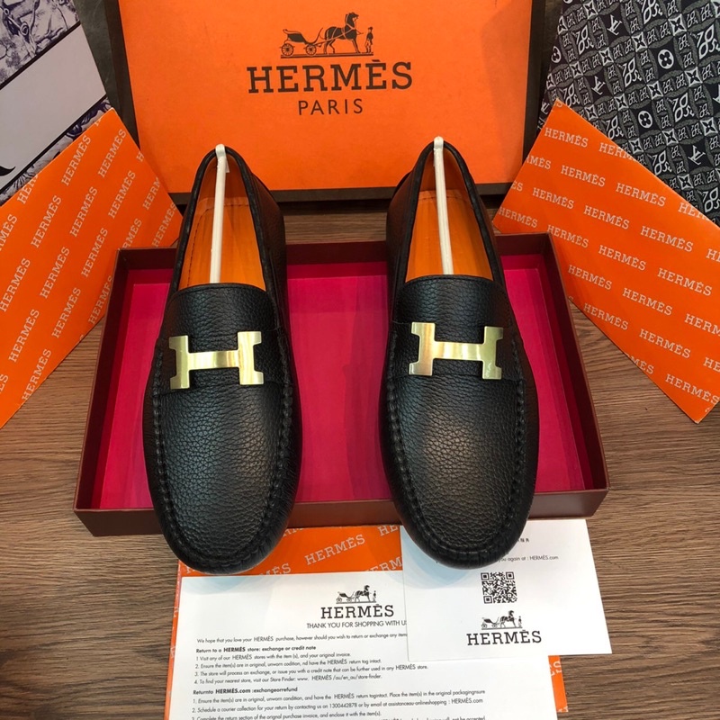 Hm khuy mới mạ màu vàng nổi chân kèm da bò mềm êm chân có kèm clip quay tại shop