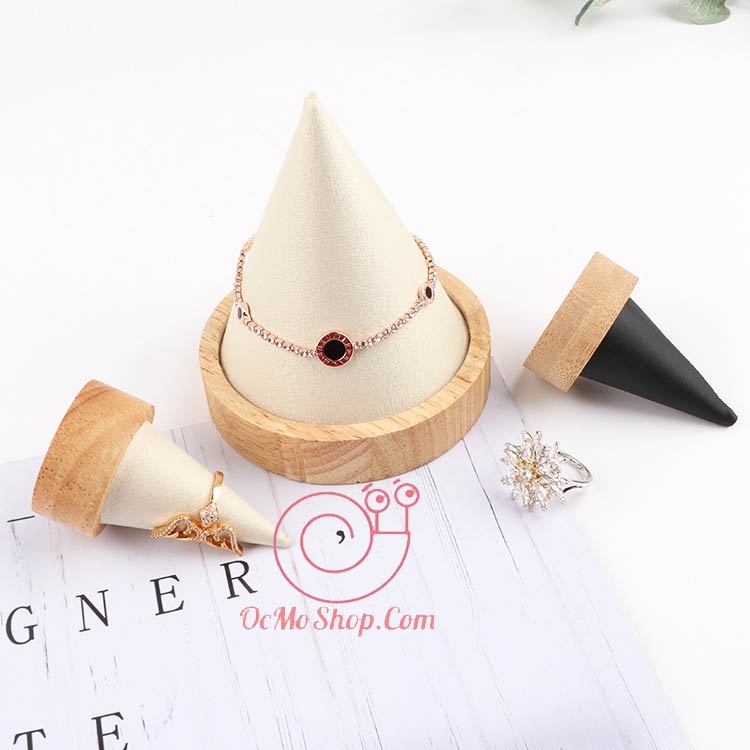 Kệ trưng bày nhẫn, vòng tay, lắc, đồng hồ hình nón bằng gỗ phối da sang trọng