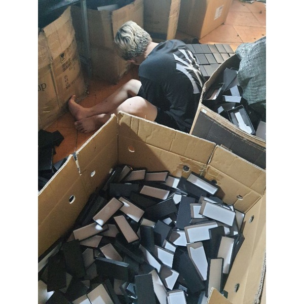 Hộp Đồng hồ nằm ngang