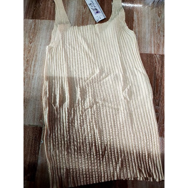 Áo thun len dây, 3 lỗ đẹp