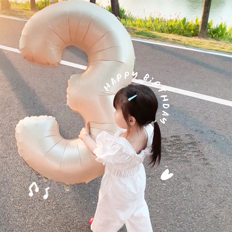 Bong Bóng Hình Trái Tim Và Số 18 / 32 Inch Dùng Trang Trí Tiệc Cưới, Sinh Nhật