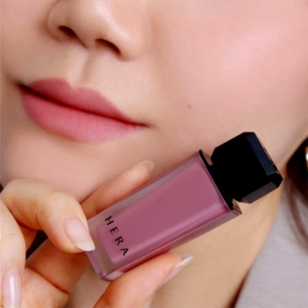 HERA Sensual Powder Matte Liquid 5g - Một Màu Lì Mềm Mịn Tự Nhiên Với Kết Thúc Như Một Cái Ôm Và Nhẹ Nhàng Cho Môi