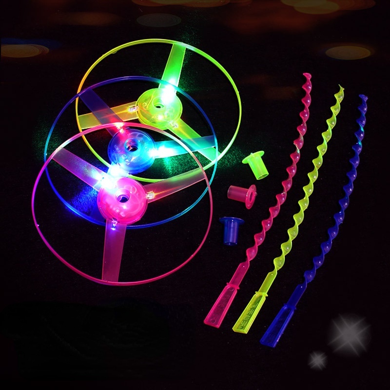 1 Đĩa Bay UFO Có Đèn LED Phát Sáng