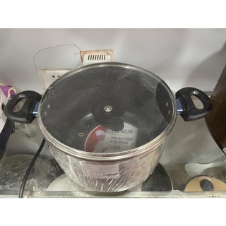 Nồi thẳng thành smarcook Vân đá, đáy từ elmich size 24cm.