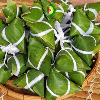 Bánh Ú Ba Màu nhân mặn (Bánh ú Sắc) [Bánh tét Trà Cuôn Hai Lý tại Trà Vinh]
