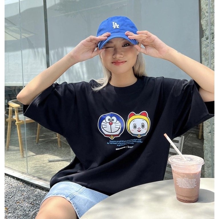 Áo thun nam nữ SAM CLO tay lỡ form rộng Unisex mềm mại, thoáng mát mặc cặp, nhóm in hình DORAEMON MI - 100% COTTON