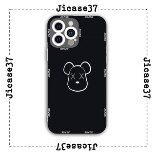 Ốp lưng iphone và samsung xiaomi oppo cạnh vuông Jicase gấu Kaws đen trắng