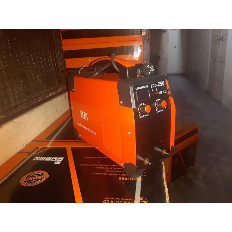 Máy Hàn Que Điện Tử Luxpro 200A