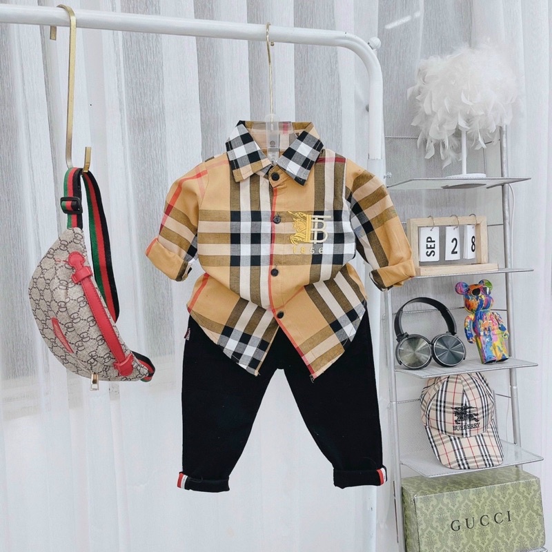 Áo sơ mi kẻ burrbery cho bé trai chất vải đẹp logo thêu sắc nét mặc đi học đi chơi cực đẹp