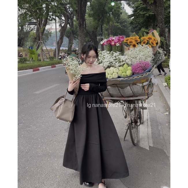 ĐẦM ĐEN TRỄ VAI TAY DÀI