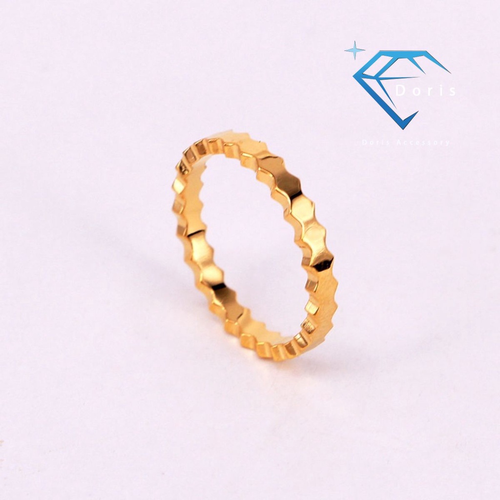 Nhẫn nữ Doris titan đá tổ ong không xoàn Gold J5-302