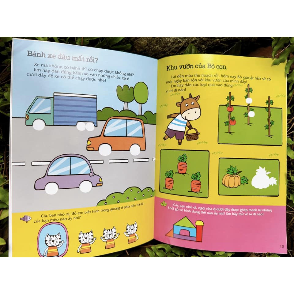 Sách - 300 Miếng Bóc Dán Thông Minh_ Phát Triển Tư Duy cho bé từ 3 tuổi