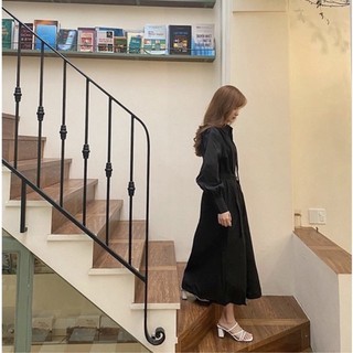 Đầm đen tay phồng Thiết kế