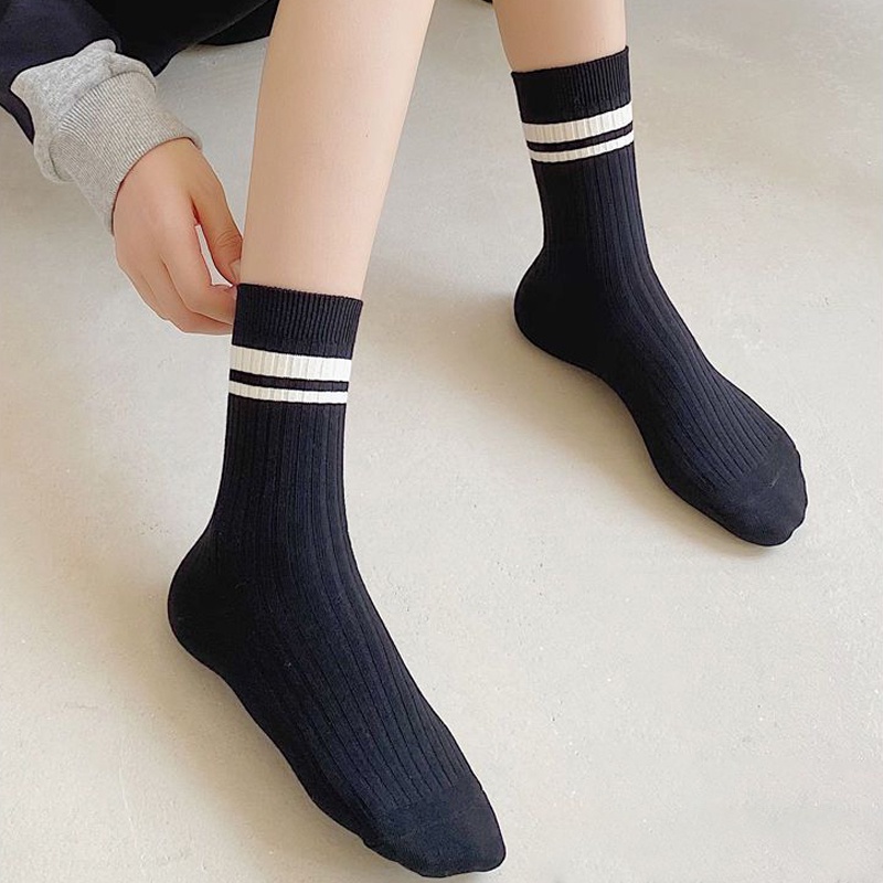 Set 5 Đôi Tất Thể Thao Cổ Cao Thoáng Khí Thấm Hút Mồ Hôi Màu Trắng Đen Đơn Giản Cho Nam Và Nữ