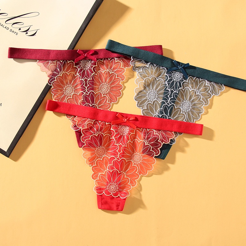 Quần lọt khe hoa cúc, chất ren mỏng nhẹ lưng dây đính nơ, đáy may 2 lớp thông hơi HLBOUTIQUE L2277