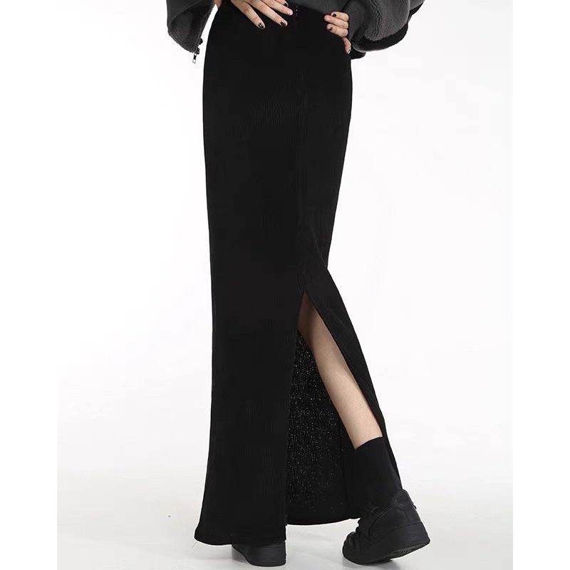 (Hàng có sẵn) Chân váy thun ôm dài hack dáng, chuẩn dài như mẫu xẻ sau.