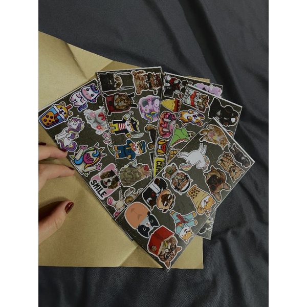 COMBO STICKER CHỐNG NƯớC SIÊU ĐÁNG YÊU CHO LAPTOP, MŨ BẢO HIỂM