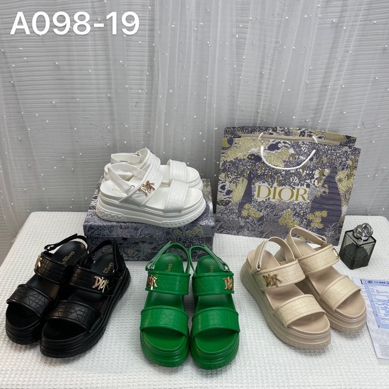 sandal đế xuồng khoá c.d 2 dáng cao và thấp đủ màu