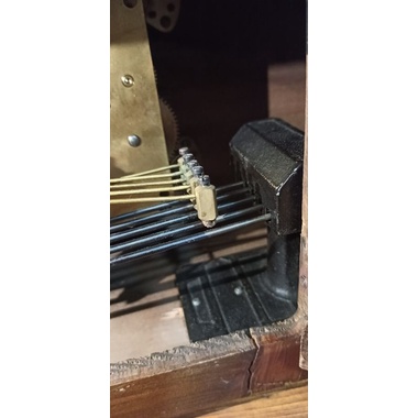 Đồng hồ vai bò Irod Pháp