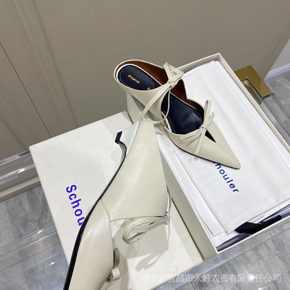 Giày Sandal Gót Thấp Mũi Nhọn Thắt Dây Phong Cách Retro Valentino