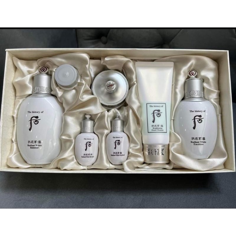 SET WHOO TRẮNG NÁM TÀN NHANG RADIANT WHITE SPECIAL SET.