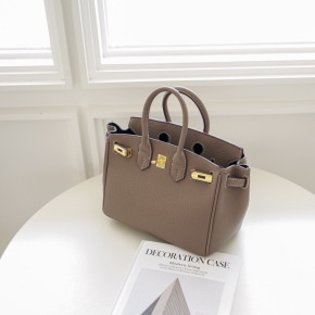 Túi HM Size 25 da rắn túi công sở phù hợp mang đi làm