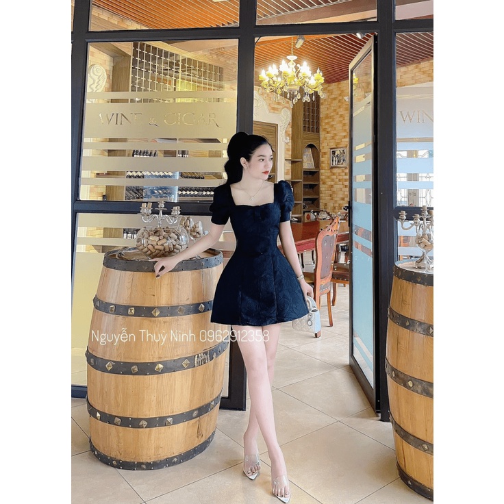 GIẢM GIÁ HÔM NAY- ĐẦM GẤM TAY PHỒNG CỔ VUÔNG ÔM EO DÁNG NGẮN SIÊU XINH ĐẸP TRẺ TRUNG ĐI CHƠI DỰ TIỆC UP